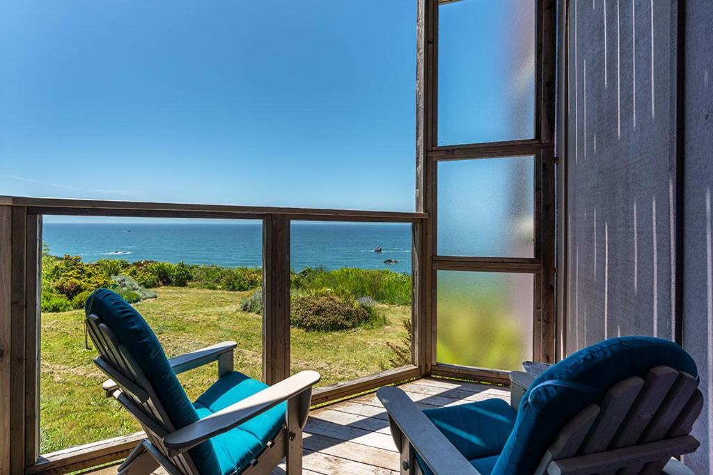 Turtle Rocks Oceanfront Inn Тринидад Екстериор снимка