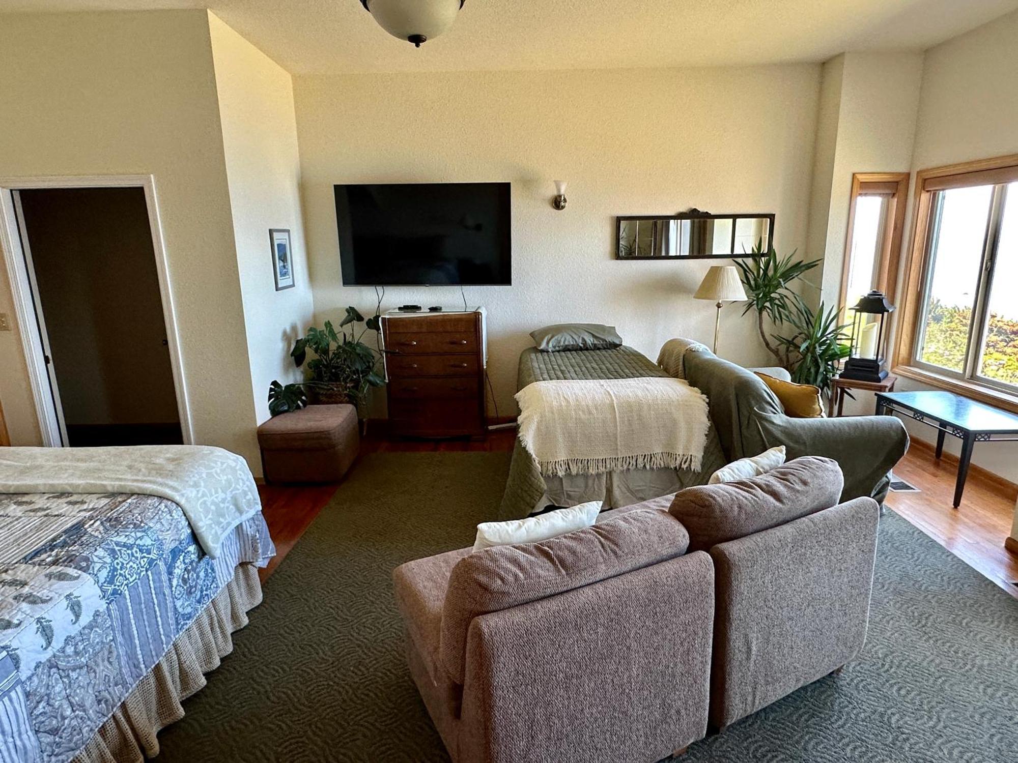 Turtle Rocks Oceanfront Inn Тринидад Екстериор снимка