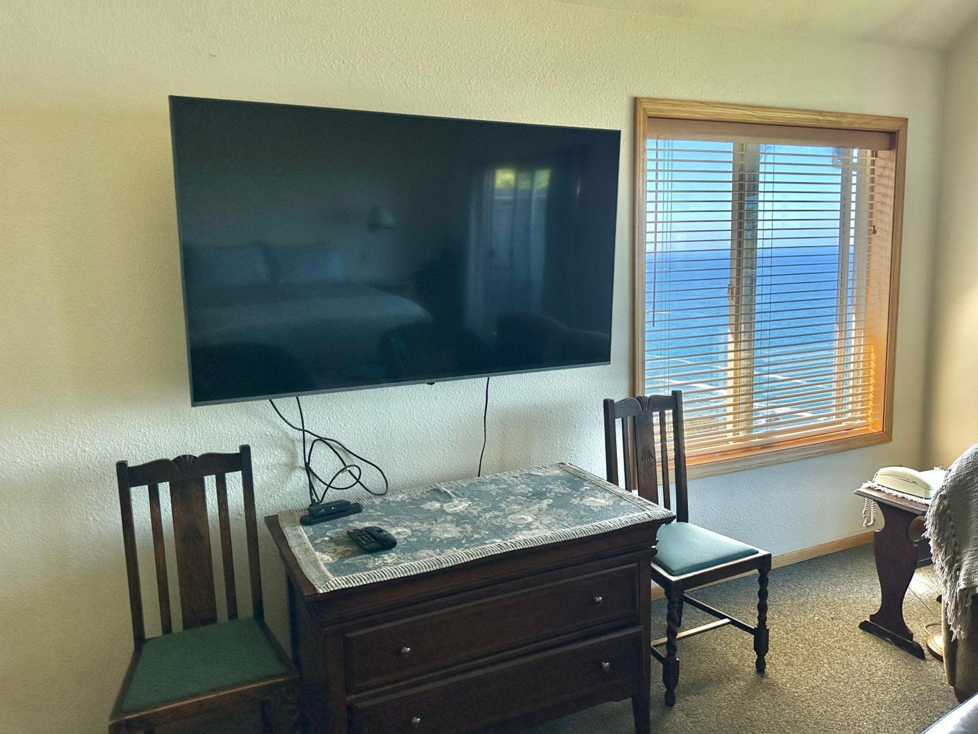Turtle Rocks Oceanfront Inn Тринидад Екстериор снимка